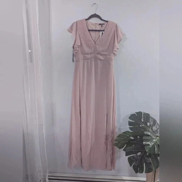 NWT ASOS tfnc Pink Plunge Front Flutter Sleeve Maxi Dress Size 10 - Picture 6 of 11